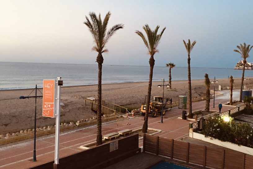 paseo marítimo Peñíscola-hotel en Peñíscola